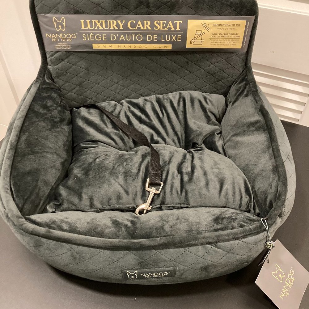 NANDOG Pet Gear Luxury Dog Car Seat (Small)